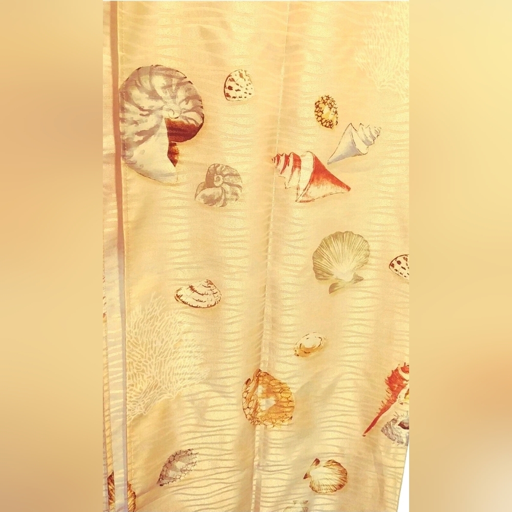 Bacova Golden Sands Shower Curtain, with Seashells and Coral 70-Inch - Picture 4 of 5